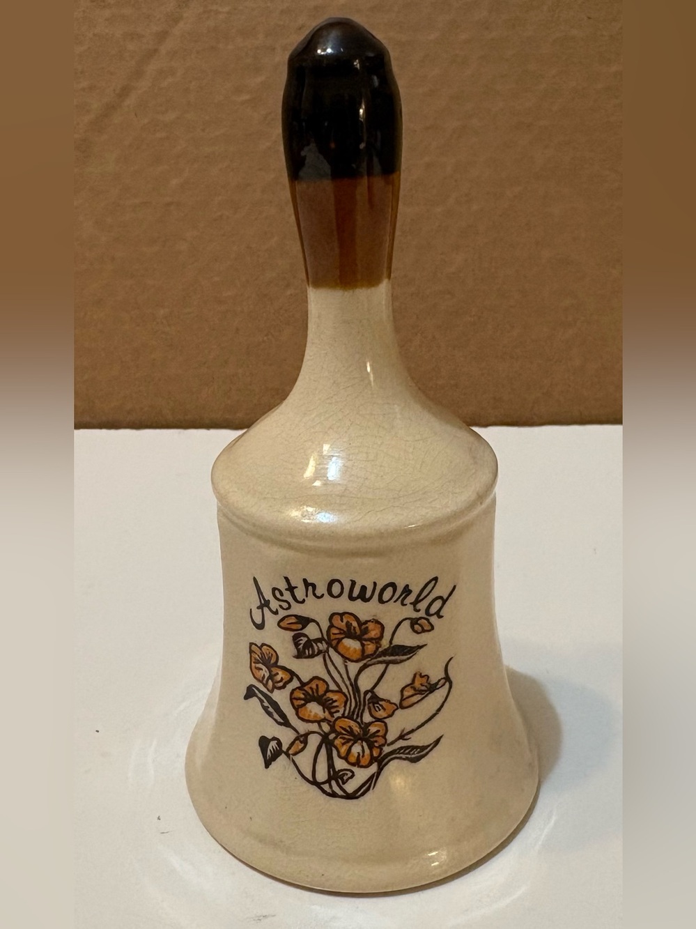 1980s Collectible Vintage
ASTROWORLD Ceramic Bell - 5.5"
Tall, 3" Diameter Bell
